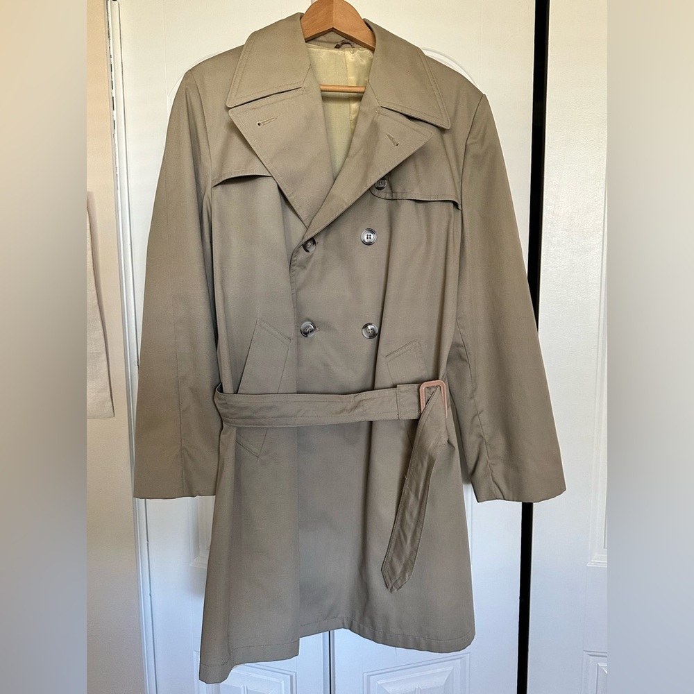 Vintage 70s Simpsons Beige Short Trench Coat